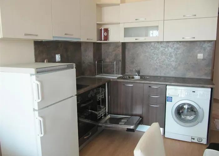 Rayski Zalez Apartman *